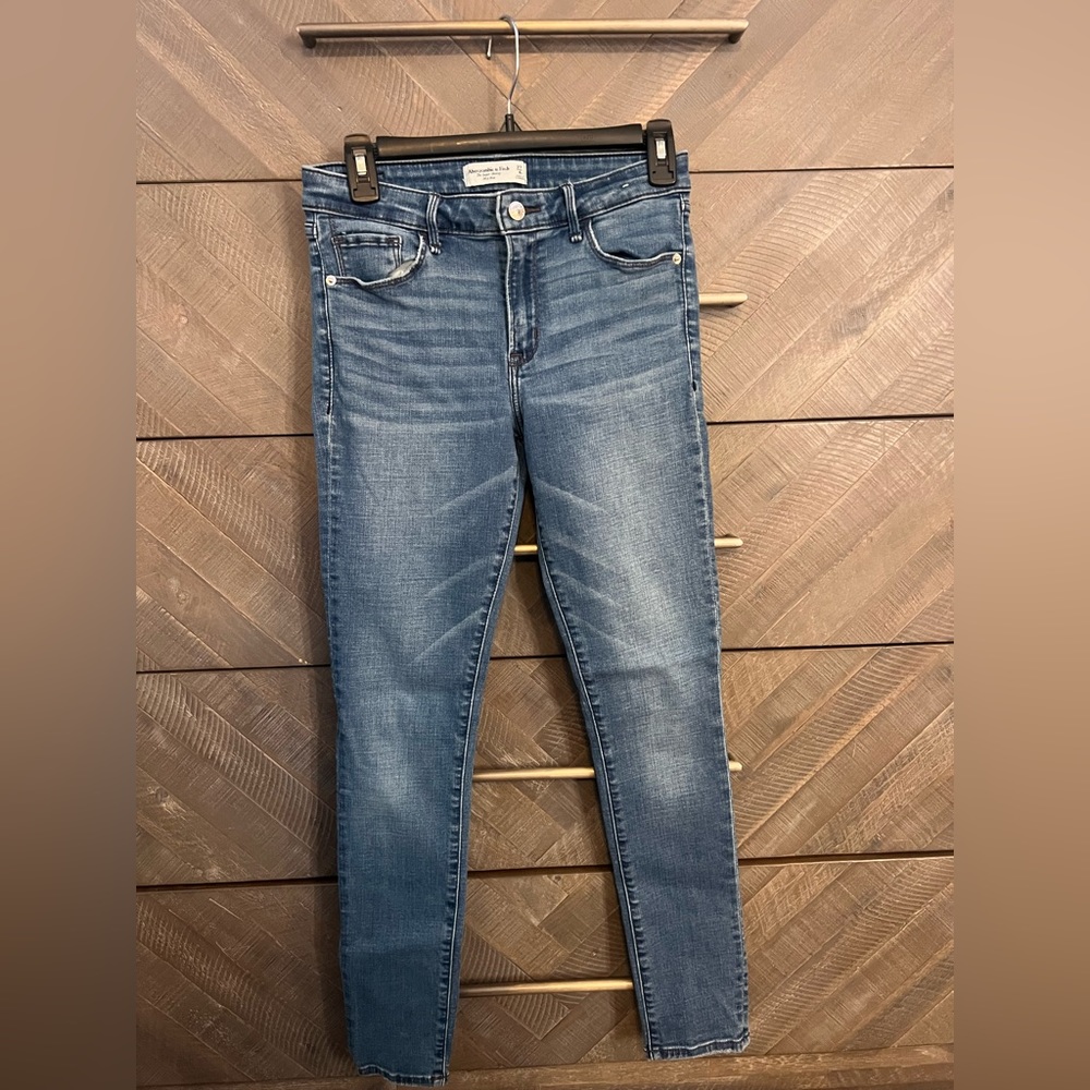 Abercrombie & Fitch jeans